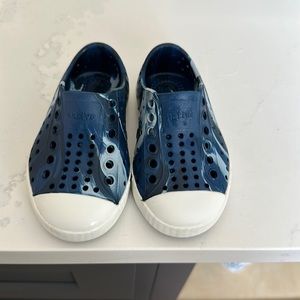 Natives navy blue tie dye, size 5, good condition